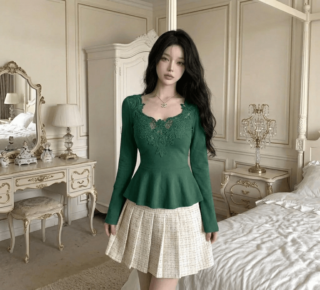 Blusa elegante y sofisticado con dobladillo con volantes y mangas acampanadas. 5